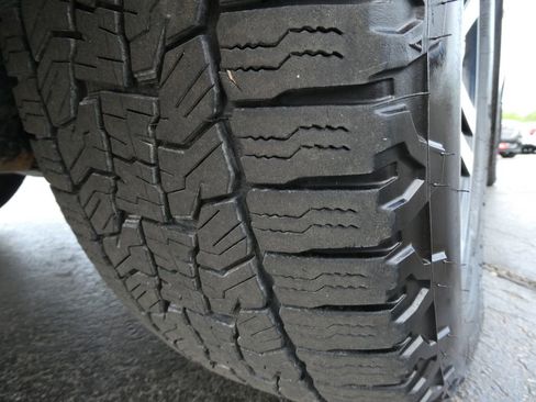 Used 2019 Toyota 4Runner 4WD image 11