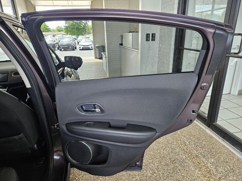 Used 2019 Honda HR-V EX image 15