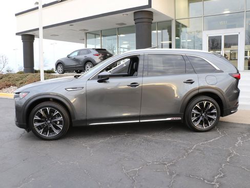 Certified 2024 MAZDA CX-90 Plug-In Hybrid w/ Premium Pkg image 2