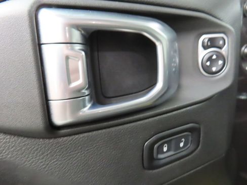 Used 2024 Jeep Wrangler Unlimited Sahara w/ Technology Group AWD/4WD image 63