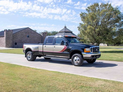Used 2000 Ford F350 Lariat image 25