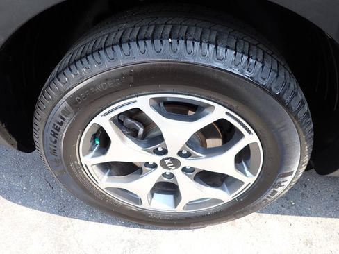 Used 2020 Kia Telluride EX AWD/4WD image 11