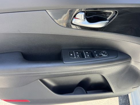 Used 2021 Kia Forte EX FWD image 15
