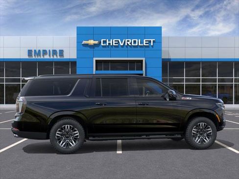 New 2026 Chevrolet Suburban Z71 w/ Comfort Package image 5