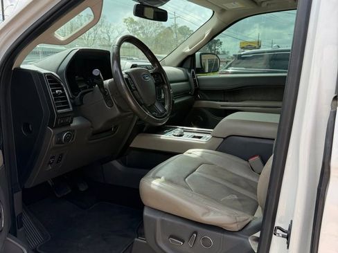 Used 2018 Ford Expedition Max Limited w/ Equipment Group 301A image 15