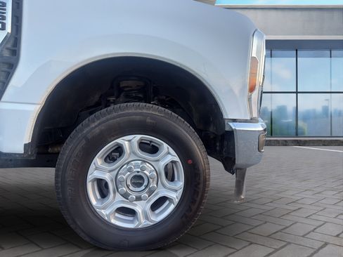 Used 2025 Ford F250 XLT image 24