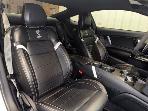 Used 2020 Ford Mustang Shelby GT500 w/ Technology Package image 25