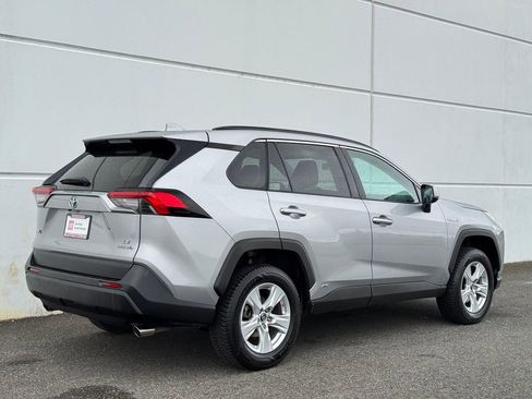 Certified 2019 Toyota RAV4 LE AWD/4WD image 7