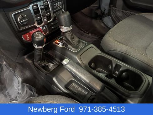 Used 2026 Jeep Wrangler Unlimited Sport AWD/4WD image 23