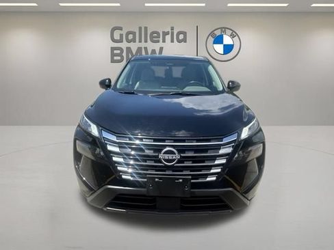 Used 2025 Nissan Rogue SV AWD/4WD image 23