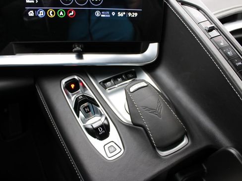 Used 2021 Chevrolet Corvette Stingray Premium Cpe w/ Z51 Performance Package RWD image 16