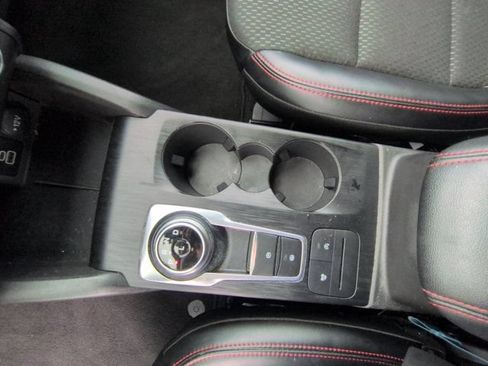Used 2025 Ford Escape ST-Line AWD/4WD image 23
