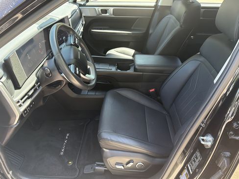Used 2024 Hyundai Santa Fe SEL FWD image 19