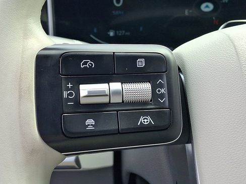 Used 2024 Hyundai Santa Fe Limited AWD/4WD image 23