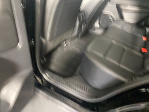 Used 2023 Nissan Rogue SV AWD/4WD image 14