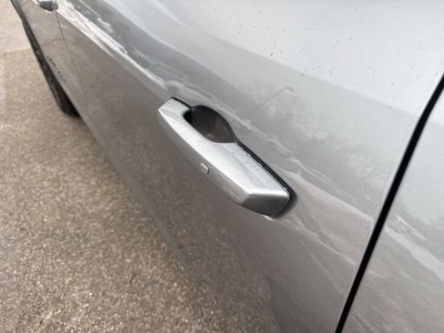 Used 2025 Chevrolet Traverse Z71 w/ Driver Confidence Package image 43