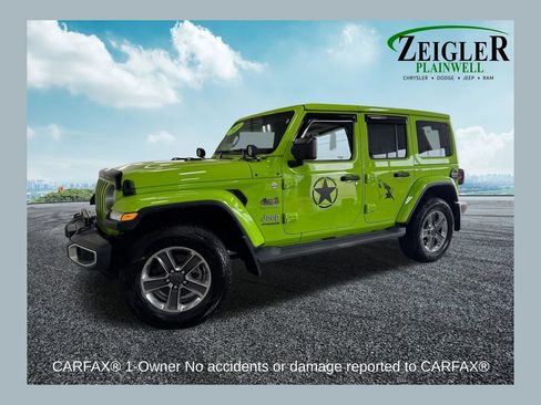 Used 2021 Jeep Wrangler Unlimited Sahara w/ Uconnect 4C Nav & Sound Group AWD/4WD image 1