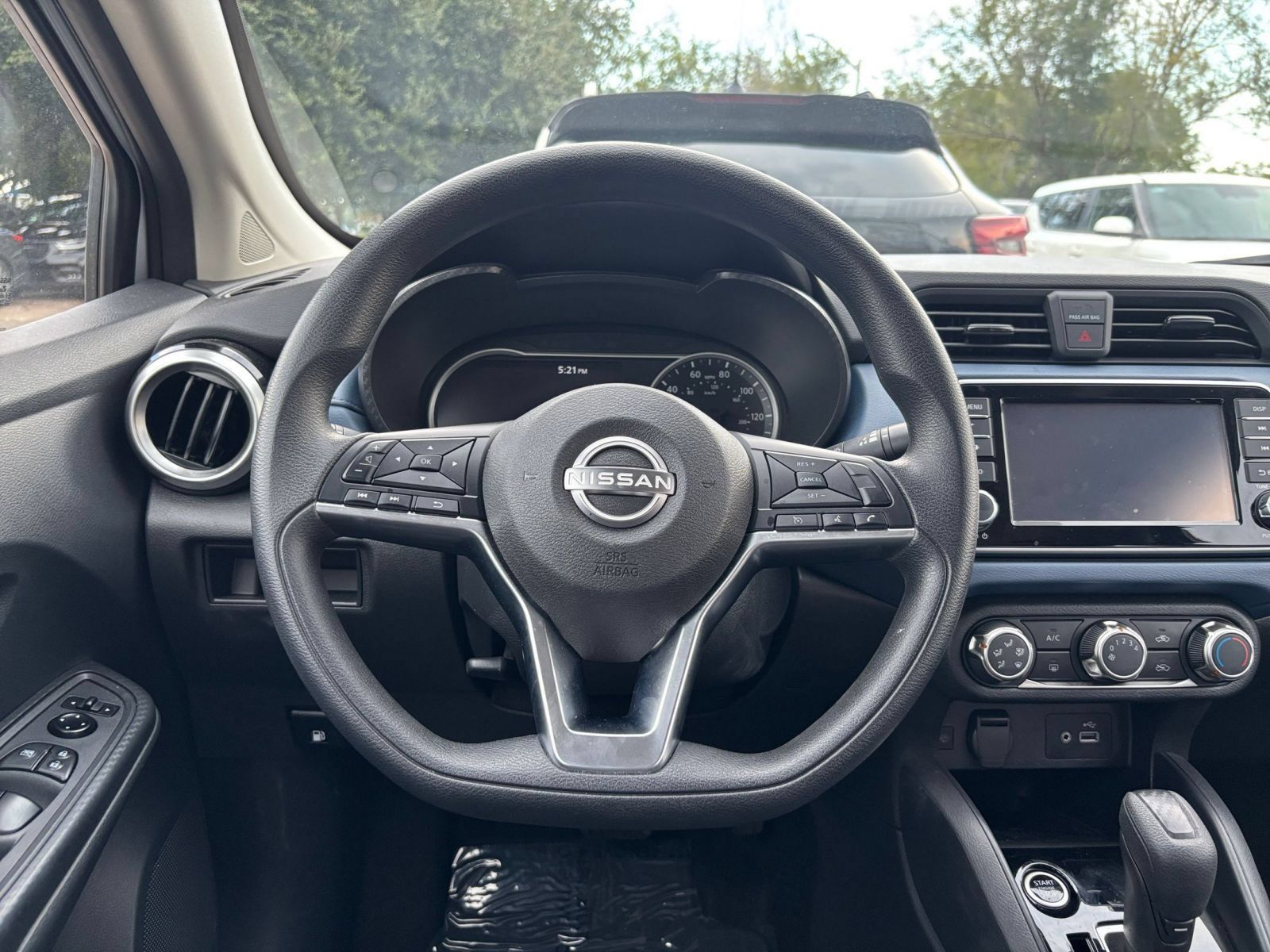 Used 2025 Nissan Versa SV FWD image 25