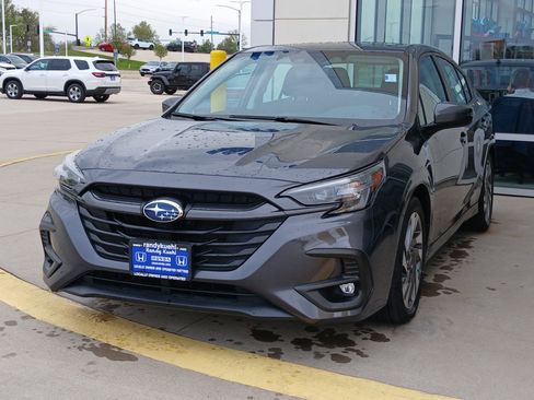 Used 2024 Subaru Legacy Limited AWD/4WD image 2