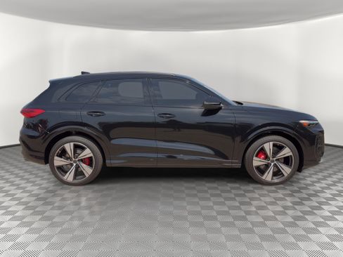 New 2026 Audi SQ5 Premium Plus AWD/4WD image 8
