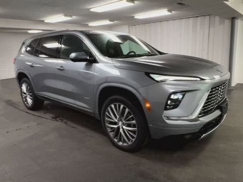 New 2026 Buick Enclave Avenir w/ Super Cruise Package image 2