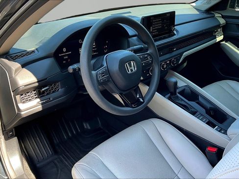 Used 2024 Honda Accord EX image 16