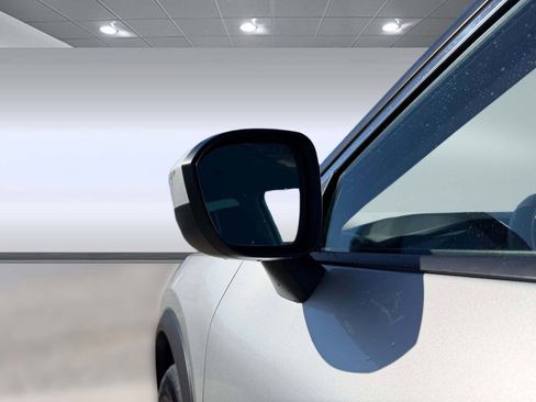 Certified 2024 Nissan Rogue SV image 21