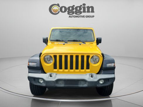 Used 2018 Jeep Wrangler Unlimited Sport AWD/4WD image 8