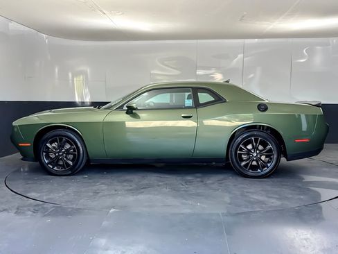Used 2022 Dodge Challenger SXT w/ Blacktop Package AWD/4WD image 6