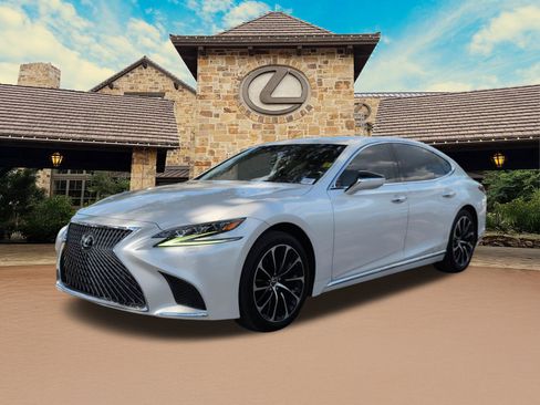 Used 2018 Lexus LS 500h w/ Luxury Package RWD image 4