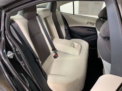 Used 2021 Toyota Corolla LE w/ Body Protection Package (TMS) FWD image 32