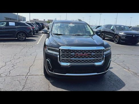 Certified 2023 GMC Acadia Denali w/ Denali Ultimate Package AWD/4WD image 3