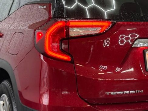 Certified 2023 GMC Terrain SLE w/ Driver Convenience Package image 9
