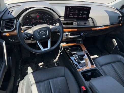 Used 2023 Audi Q5 2.0T Premium w/ Convenience Package AWD/4WD image 15
