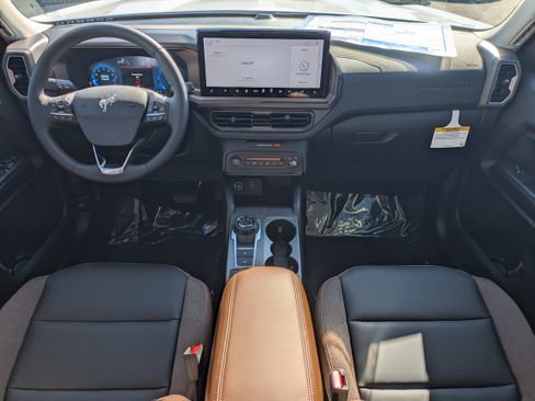 New 2025 Ford Bronco Sport Outer Banks AWD/4WD image 16