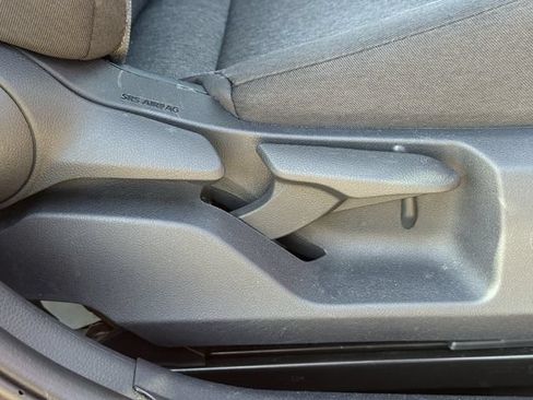 Used 2025 Toyota Camry LE FWD image 31