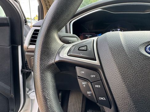 Used 2018 Ford Fusion S FWD image 15