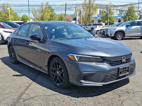 Used 2024 Honda Civic Sport image 6