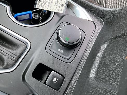 Used 2019 Chevrolet Traverse LS w/ LPO, Blackout Package FWD image 32