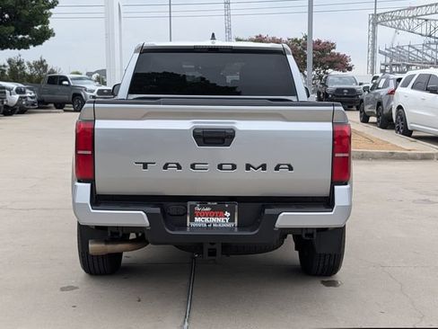 Used 2024 Toyota Tacoma TRD Sport RWD image 7