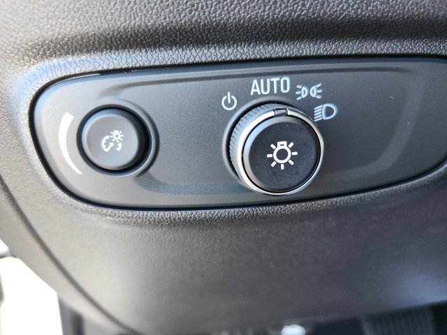Certified 2024 Chevrolet Equinox LT FWD image 16