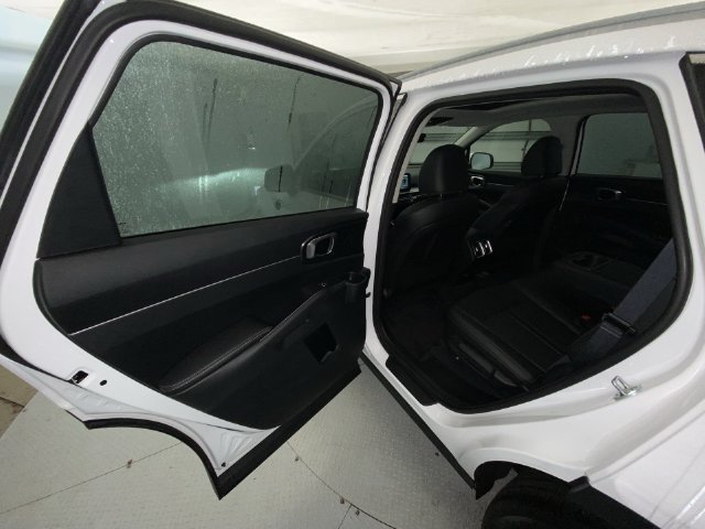 Used 2026 Kia Sorento S w/ S Panoramic Sunroof Package FWD image 23