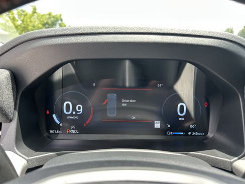 Used 2026 Ford Explorer Active RWD image 21