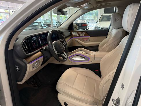 Used 2020 Mercedes-Benz GLS 450 4MATIC image 10