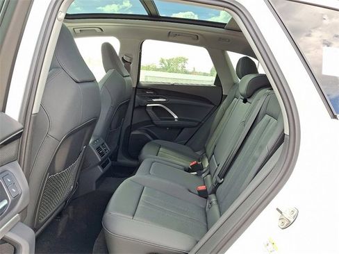 New 2025 Audi Q5 Premium Plus image 6