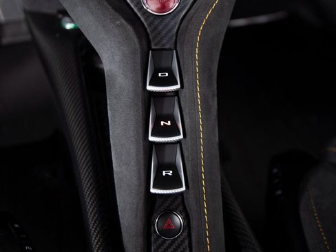 Used 2021 McLaren 765LT RWD image 21
