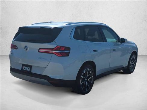 Certified 2025 BMW X3 xDrive30i w/ Premium Package AWD/4WD image 5