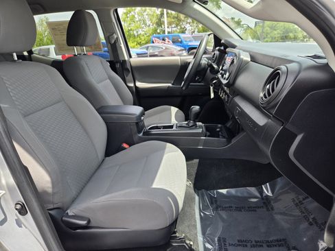 Used 2023 Toyota Tacoma SR AWD/4WD image 16