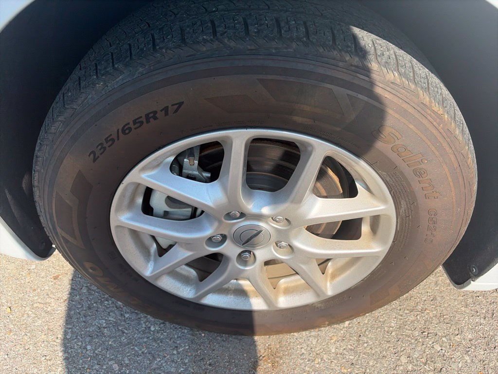 Used 2024 Chrysler Pacifica Touring-L FWD image 10
