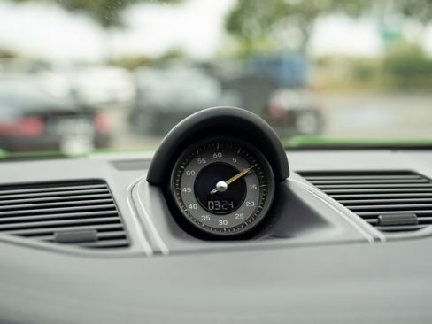 Used 2022 Porsche 911 GT3 image 25